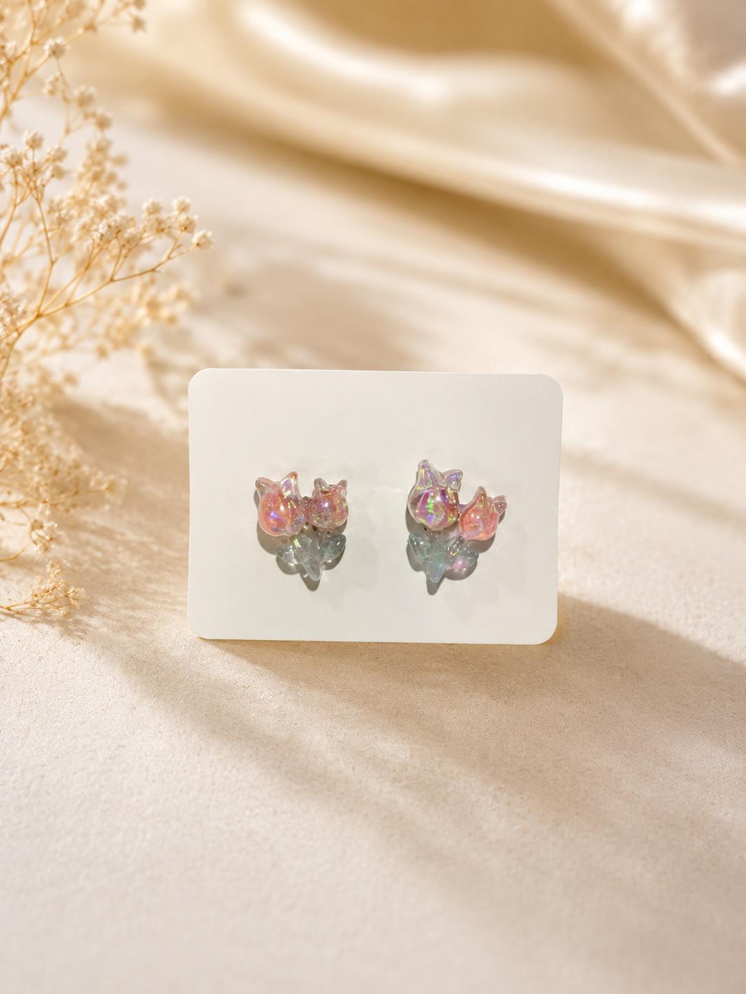 Cute Tulip Flower Stud Earrings – Iridescent Floral Design