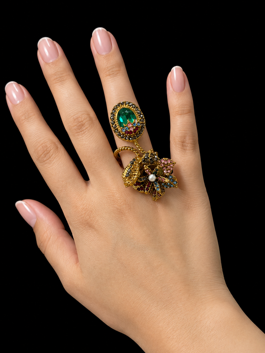 Emerald Green Floral Statement Ring for Women – Gold Tone Vintage Jewelry