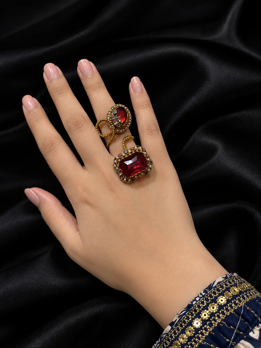 Vintage Red Gemstone Double Finger Statement Ring – Gold Tone