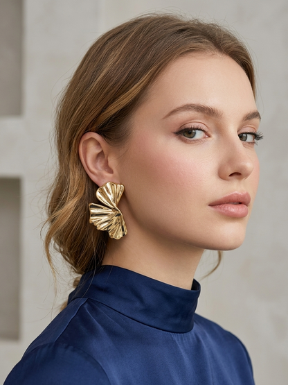 Gold Ginkgo Leaf Statement Earrings – Elegant Luxury Fashion Jewelry for Women