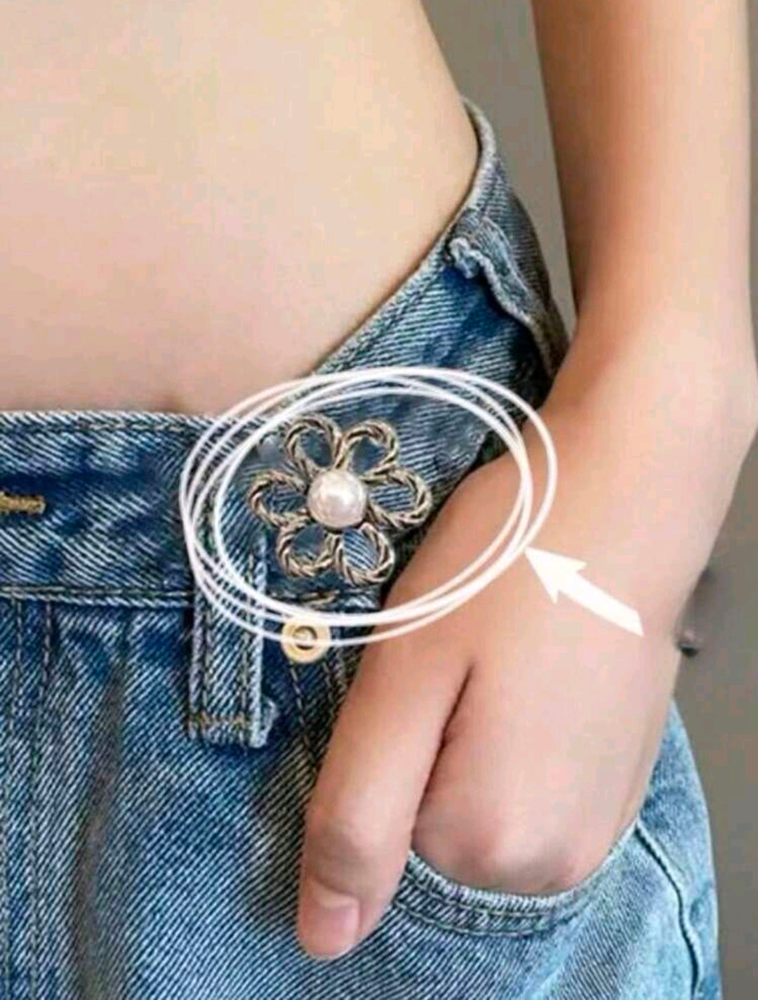 Multi-Fit Waist Adjuster Buckle – Instant No-Sew Clothing Size Tightener Clip