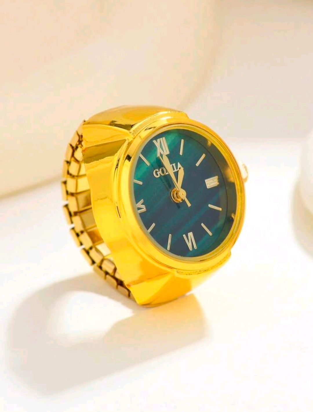Luxury Adjustable Ring Watch for Women – Elegant Finger Watch Ring
