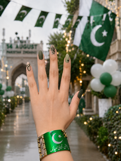 14 August Pakistan Flag Kundan Wrist Sticker – Premium Reusable Self-Adhesive Independence Day Decorative Sticker
