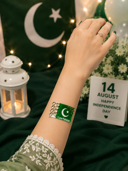 14 August Pakistan Flag Kundan Sticker